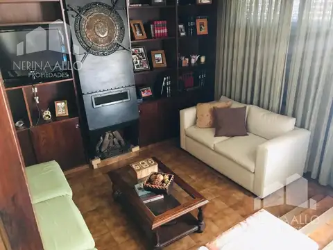 Casa 4 ambientes con 4 baños