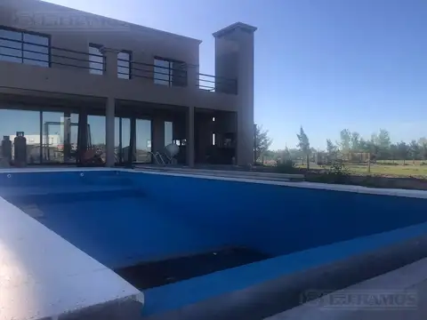 Alquiler El Naudir Casa a la Laguna Salida al Rio