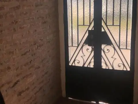 Depto Tipo Casa en Venta en Floresta, USD 150.000