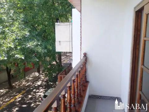 Depto Tipo Casa en Alquiler en Balvanera, $ 1.000.000