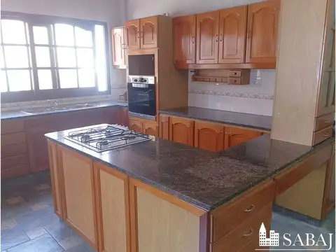 Depto Tipo Casa en Alquiler de 3 ambientes
