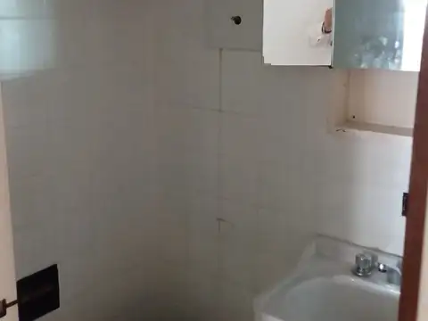 Billinghurst 1600, Piso 4