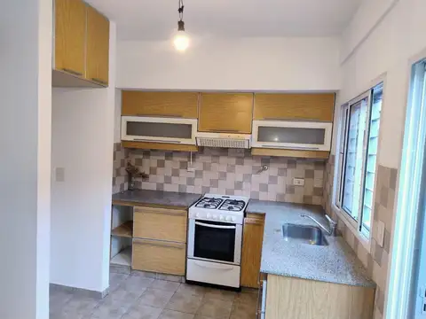 Depto Tipo Casa en Venta en Floresta, USD 112.000