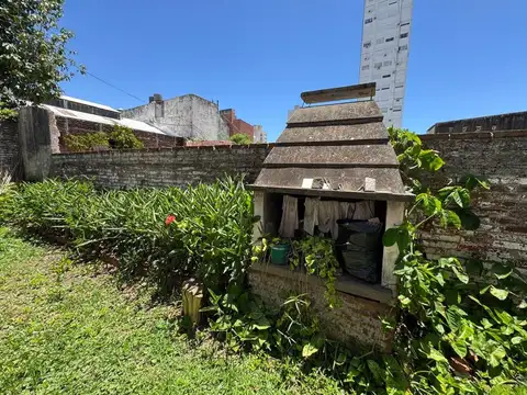 Depto Tipo Casa en Venta al Este