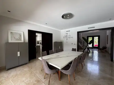 Casa en Venta al Oeste