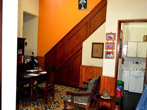 VENTA CASA 4 AMB - TERRAZA - LOCAL - V. DEL PARQUE