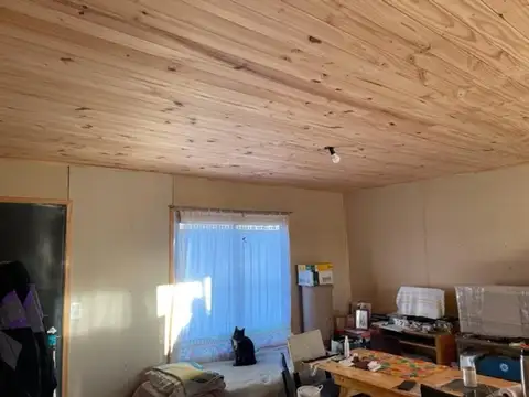 Casa 2 ambientes con 1 baño