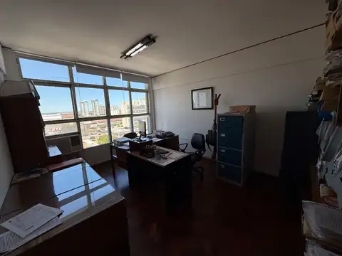 Oficina en Venta 60 años
