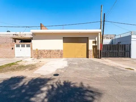 Galpón en venta zona Sur a una cuadra de Uriburu