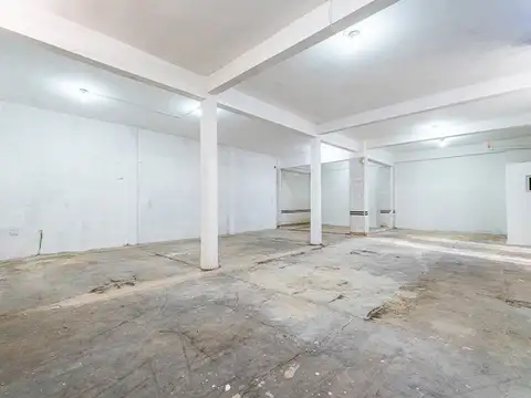 Galpón en venta zona Sur a una cuadra de Uriburu
