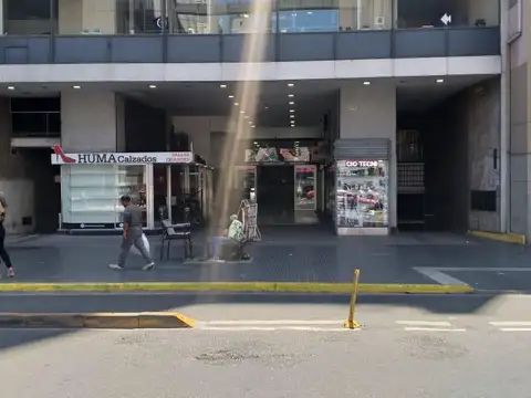 Cochera en venta en av. Corrientes al 700