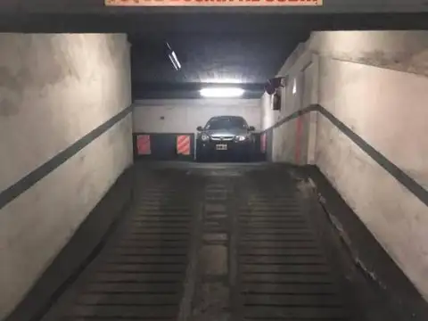 Oportunidad! Venta de Cochera Fija en Barrio Norte