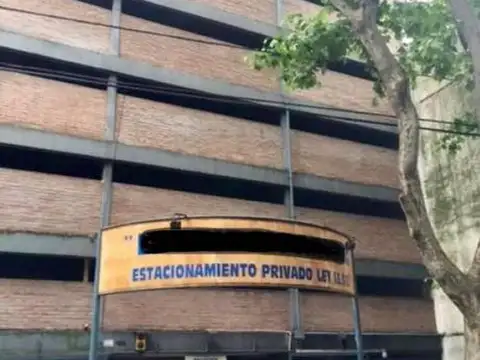 Oportunidad! Venta de Cochera Fija en Barrio Norte