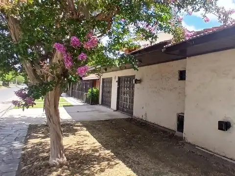 Venta chalet de 4 ambientes - Bestoso 500 - Peralta Ramos Oeste - Mar del Plata