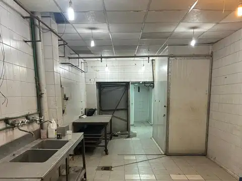 Galpon en Venta 26  mts Fondo