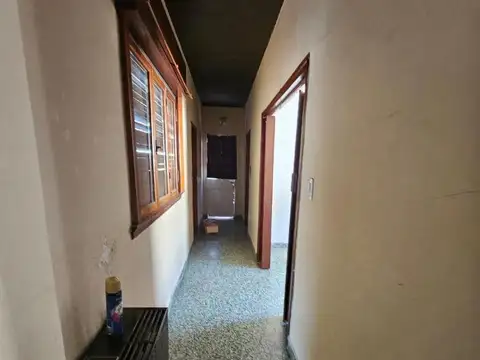 Depto Tipo Casa en Venta en Banfield, USD 75.000