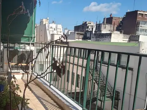 Departamento 4 ambientes con 3 baños