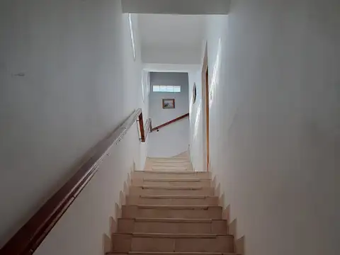 Calle 389 1600, Piso 1