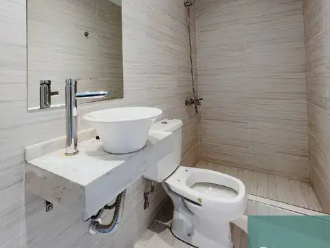 Departamento en venta de 2 dormitorios c/ cochera en Monte Hermoso