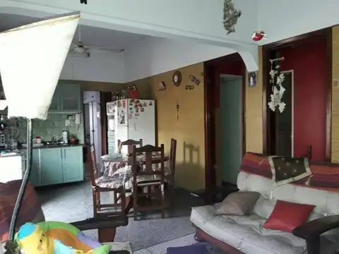 Casa en Venta en Lomas De Zamora, USD 260.000