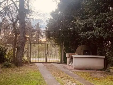 Casa 3 ambientes con 2 baños