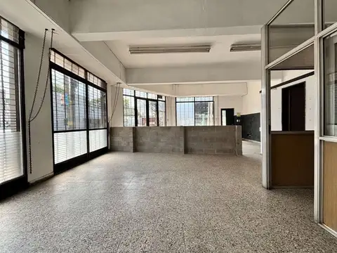 Local en Alquiler en Valentin Alsina, $ 750.000