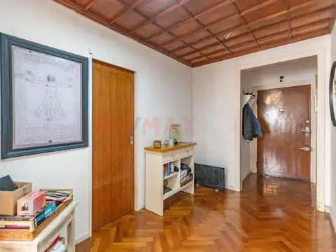 Depto Tipo Casa en Venta en Flores, USD 108.000