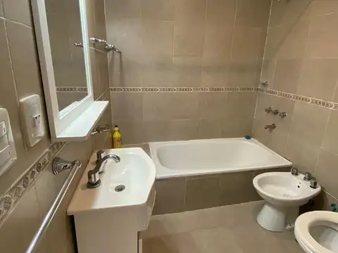 Departamento en Alquiler en Villa Ballester, $ 600.000