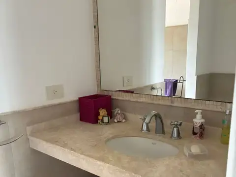 Casa en Alquiler de 3 dormitorios