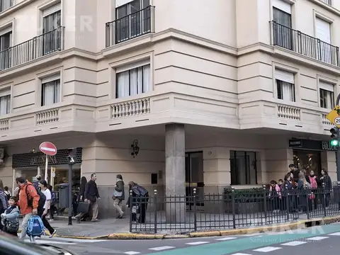 Local en Venta en Recoleta, USD 370.000