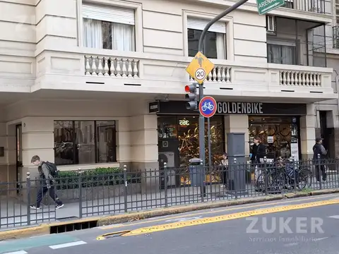 Venta Local en Recoleta