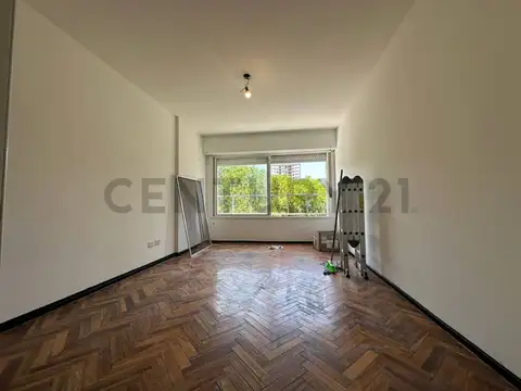 Av LIBERTADOR 1300, Piso 4