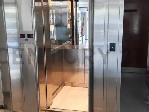 Rivadavia 3100, Piso 8