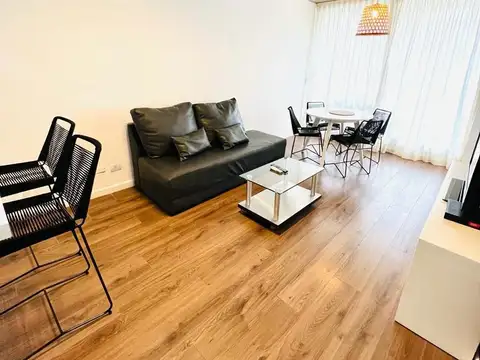 Departamento en Alquiler en Colegiales, USD 1.100