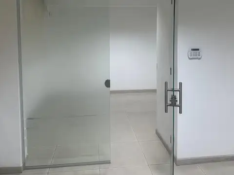 Oficina en Alquiler en Centro, $ 1.700.000