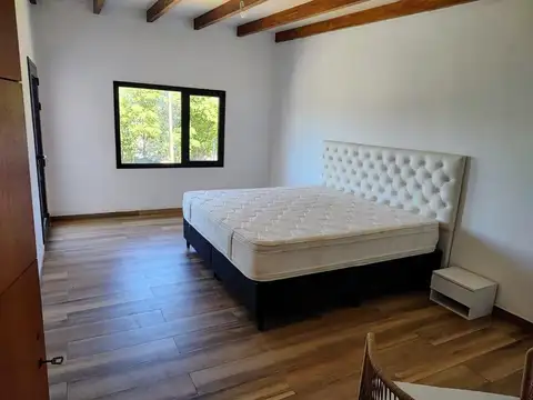CASA A ESTRENAR 4 DORMITORIO VILLA PARQUE SIQUIMAN