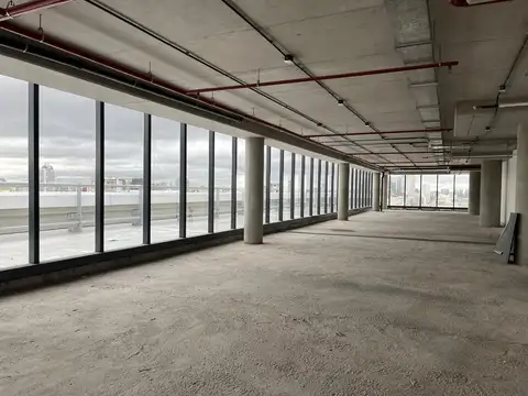 Oficina en Venta con 9 cocheras