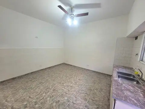 DPTO TIPO CASA CON PATIO • OPORTUNIDAD