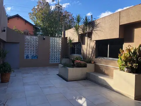 Fco. Narciso de Laprida al 300