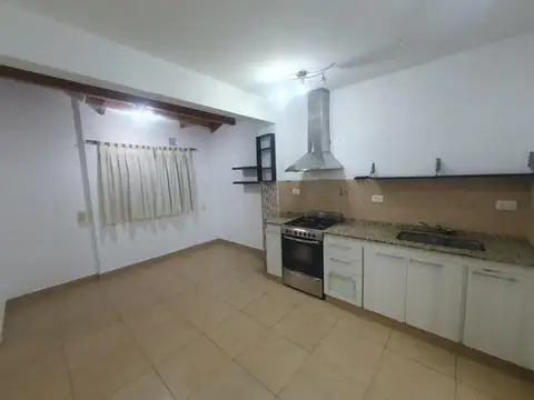 Departamento en Alquiler en Villa Bosch, $ 800.000