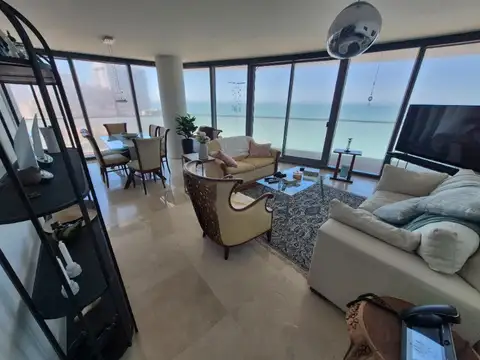 Departamento en Alquiler de 3 ambientes