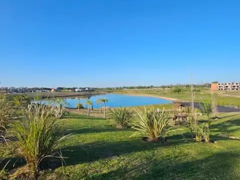 Terreno en Venta en Los Juncos, USD 22.000