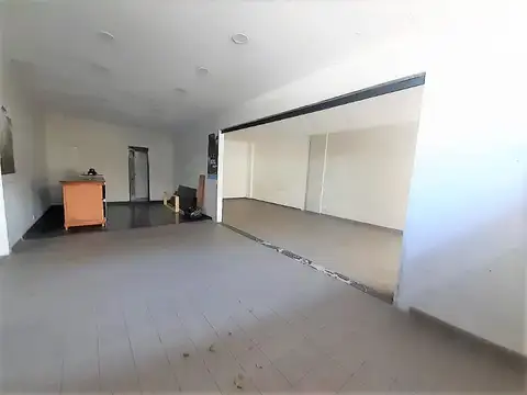 Local en Venta en Avellaneda, USD 690.000