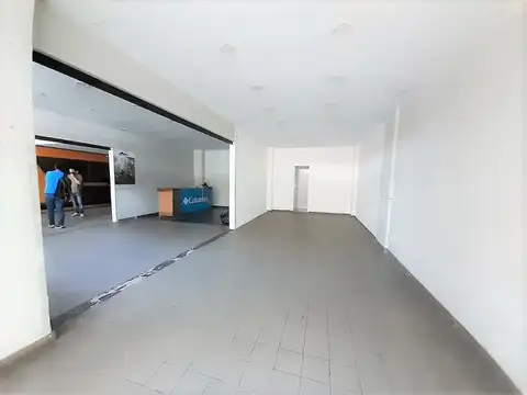 Local en Venta 38 años