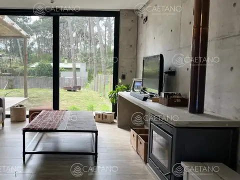 Casa en Alquiler Temporal en Montoya, USD 10.000