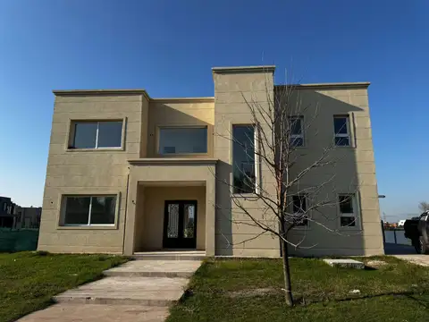 Venta Casa 5 amb. a La Laguna barrio Santa Isabel II Maschwitz Escobar