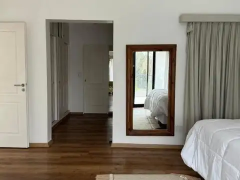 Casa en Venta en Garin, USD 385.000