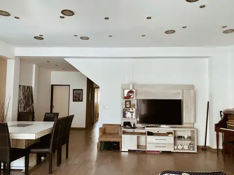 PH | SAN MARTIN | 4 AMB | C/GARAGE | S/EXP | PARRILLA