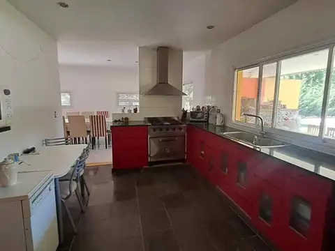 VENTA CASA 5 AMBIENTES