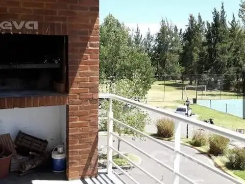 Departamento en Venta con 2 cocheras